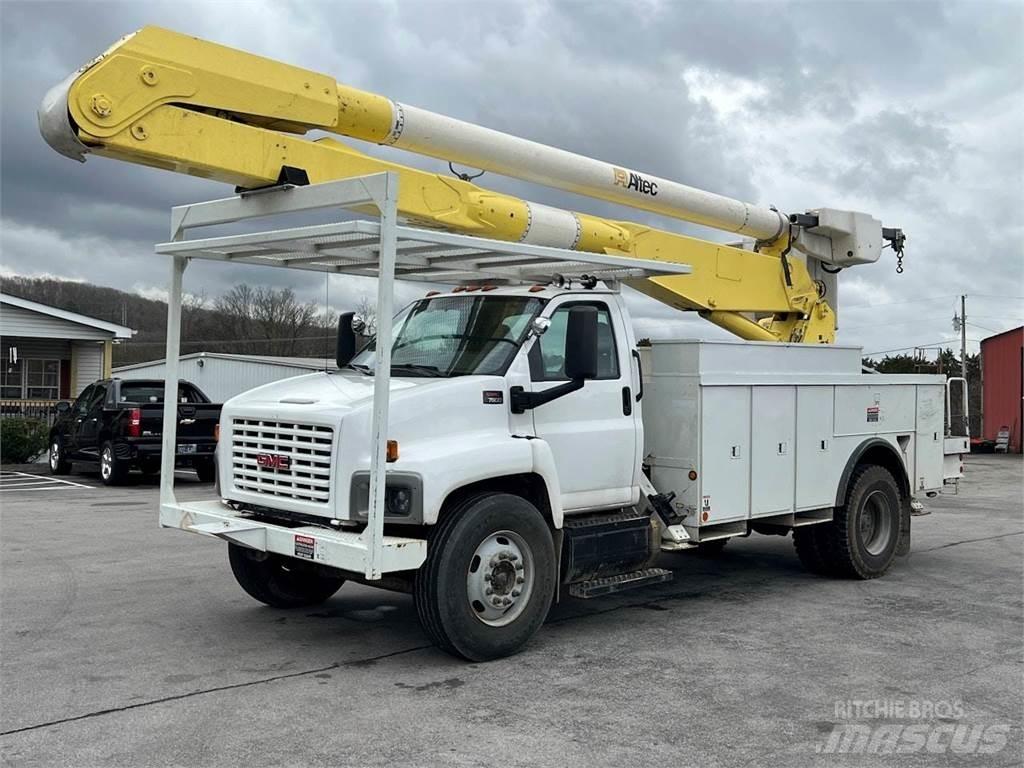 GMC 7500 Platforme aeriene montate pe camion