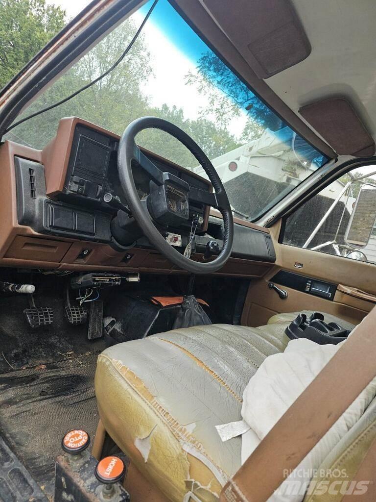 GMC C6000 Camion transport aschii
