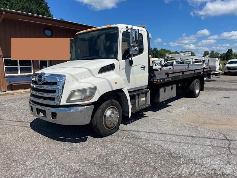 Hino 258 Transportatoare vehicule