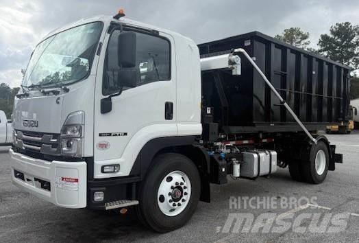 Isuzu FTR Camion cu carlig de ridicare