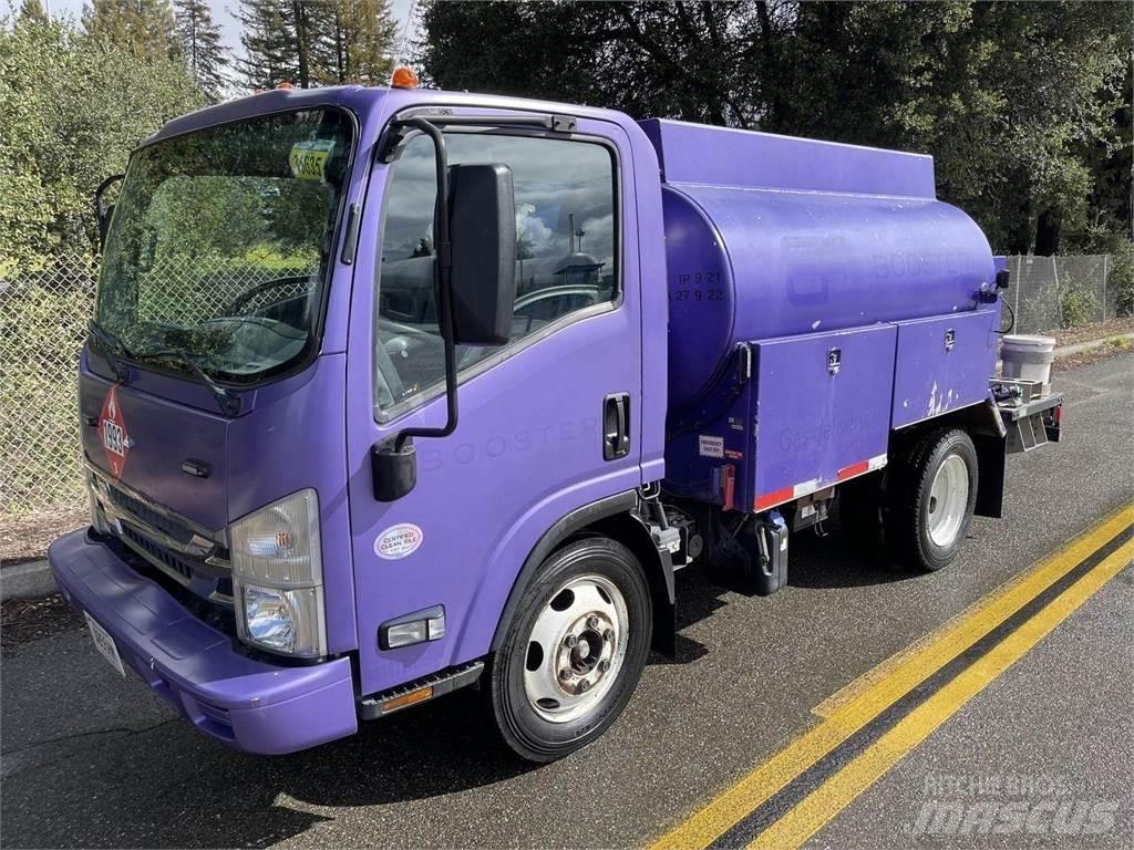 Isuzu NPR Cisterne