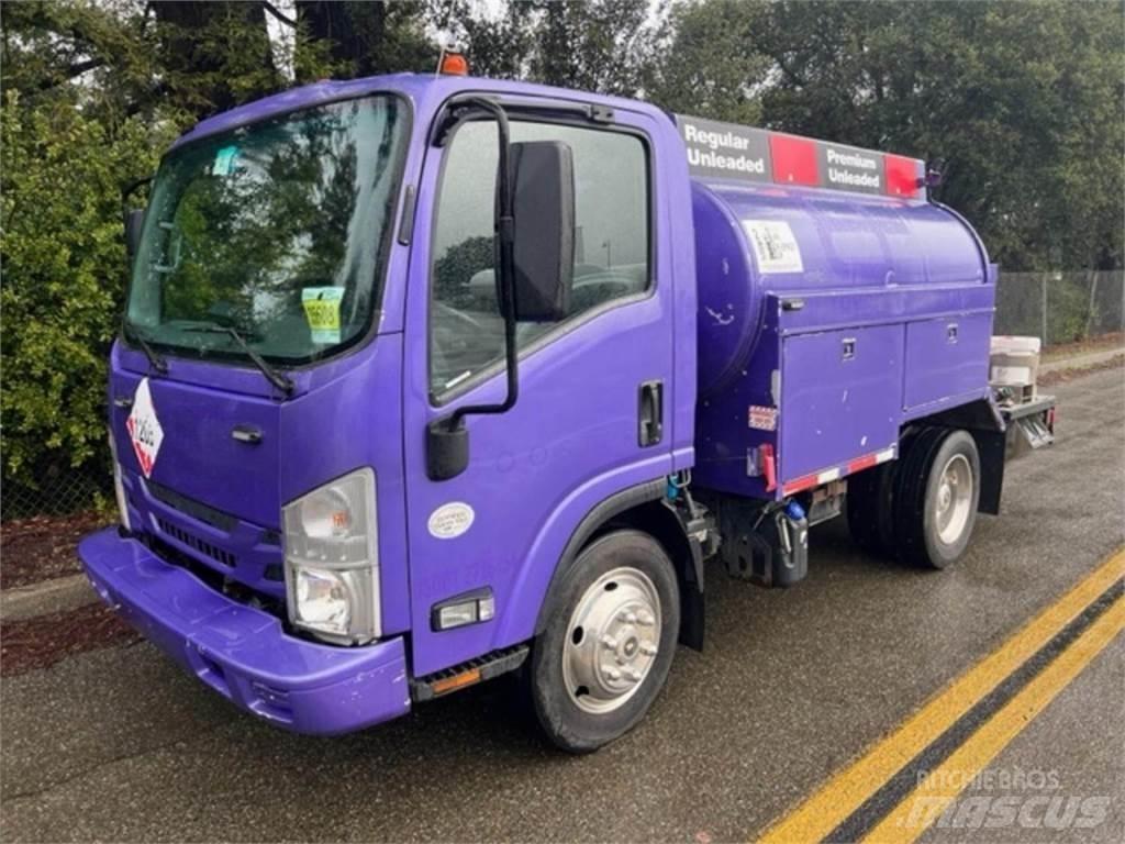 Isuzu NPR Cisterne