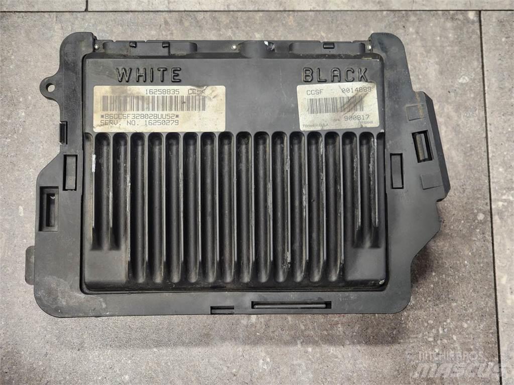Isuzu NPR Electronice