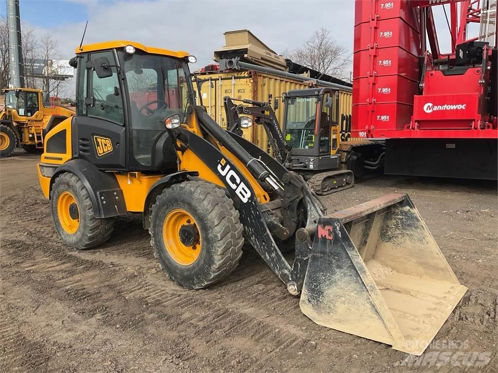 JCB 409 Incarcator pe pneuri