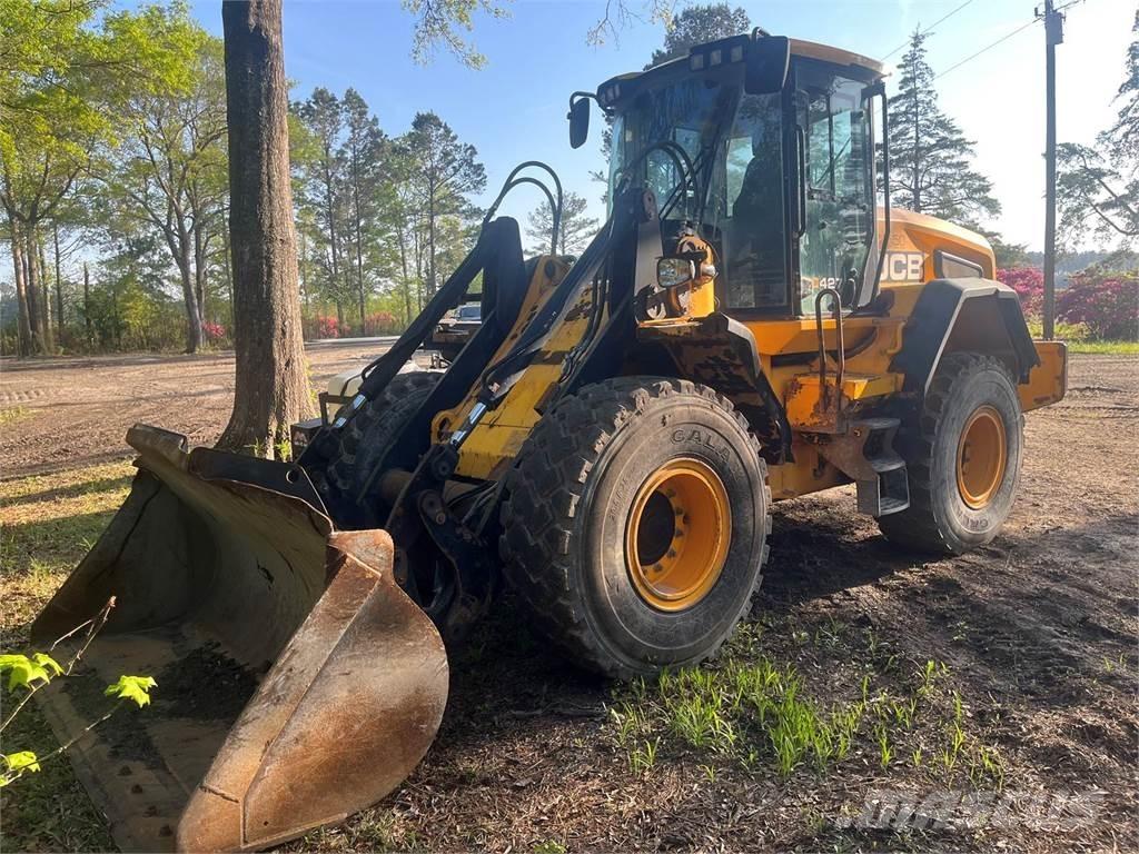 JCB 427HT Incarcator pe pneuri