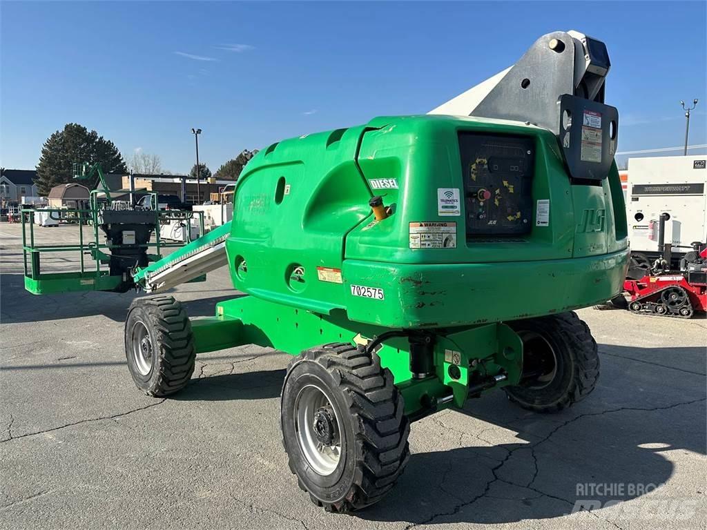 JLG 400S Nacele cu brat telescopic