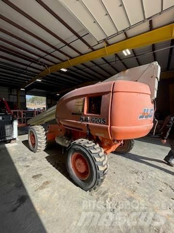 JLG 600S Nacele cu brat telescopic