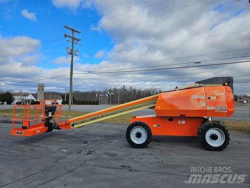 JLG 600S Nacele cu brat telescopic