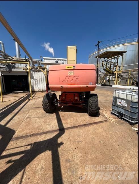 JLG 860SJ Nacele cu brat articulat