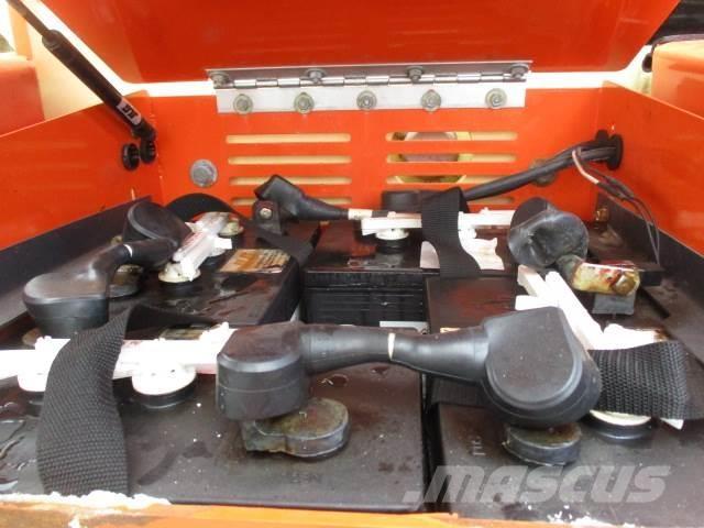 JLG M600J Alte ascensoare si platforme