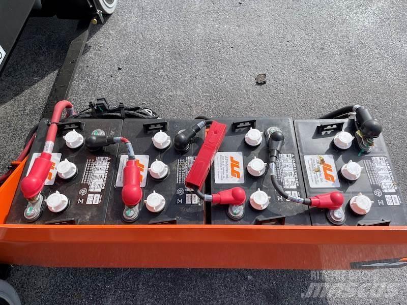 JLG R1932 Platforme foarfeca