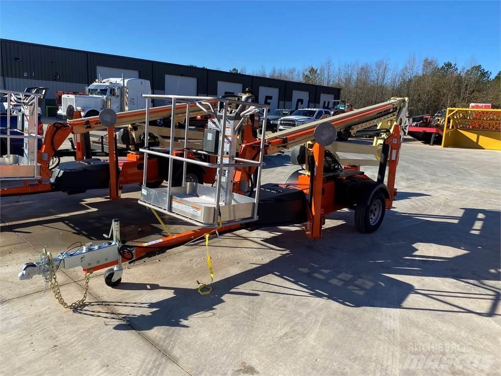 JLG T350 Platforme aeriene montate pe remorca