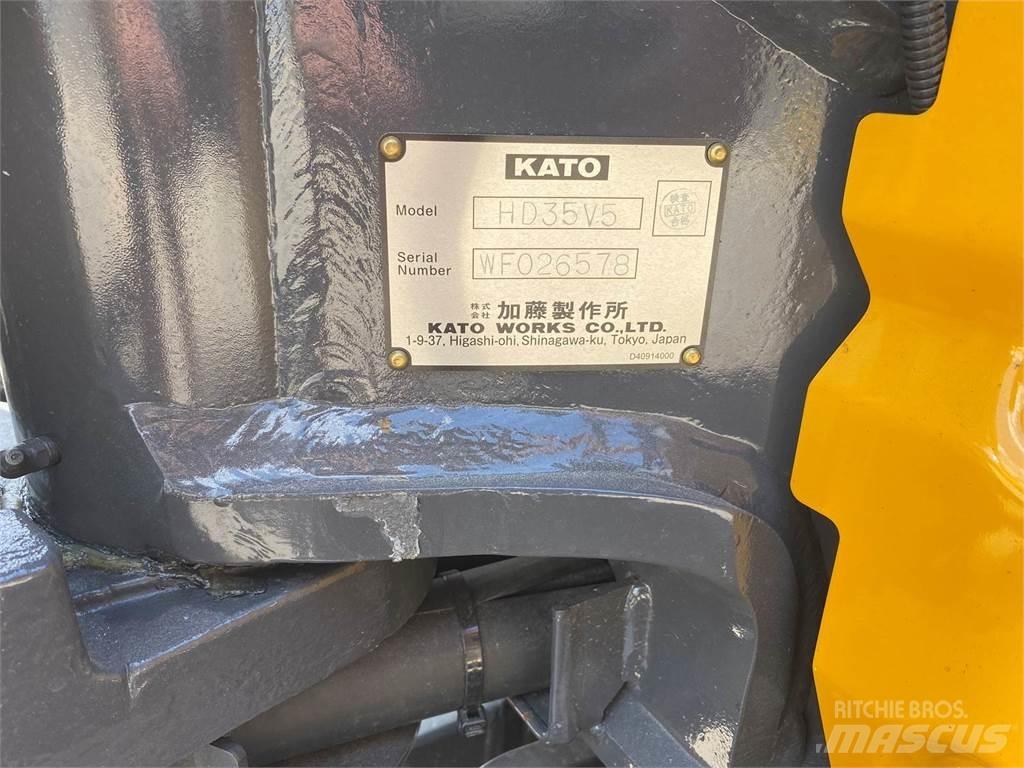 Kato 35V-5 Mini excavatoare < 7t