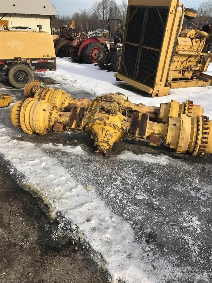 Komatsu  Axe