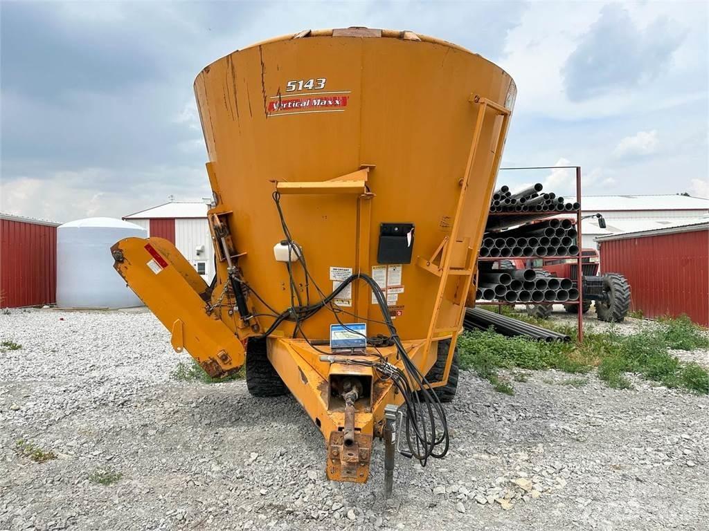 Kuhn 5143 Mixere furaje