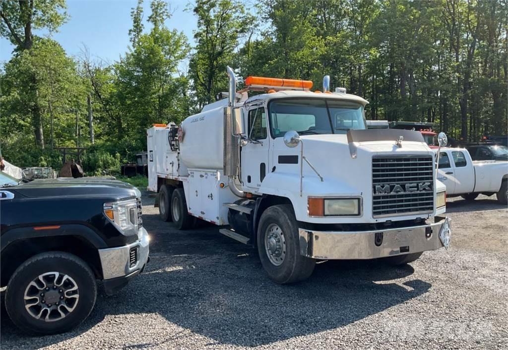 Mack CH613 Cisterne
