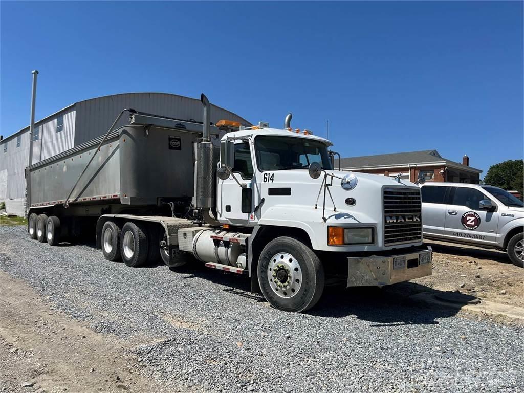 Mack CL733 Altele