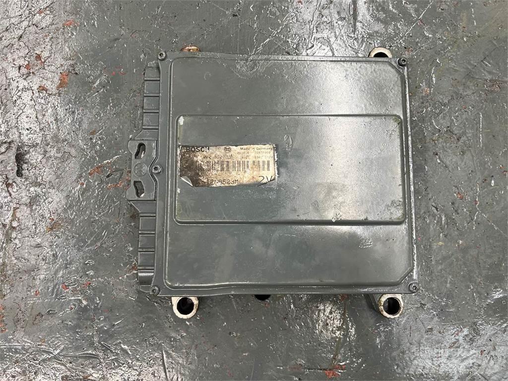 Mack E7 Electronice