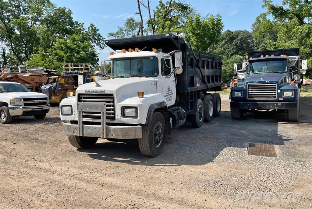 Mack E7 Autobasculanta