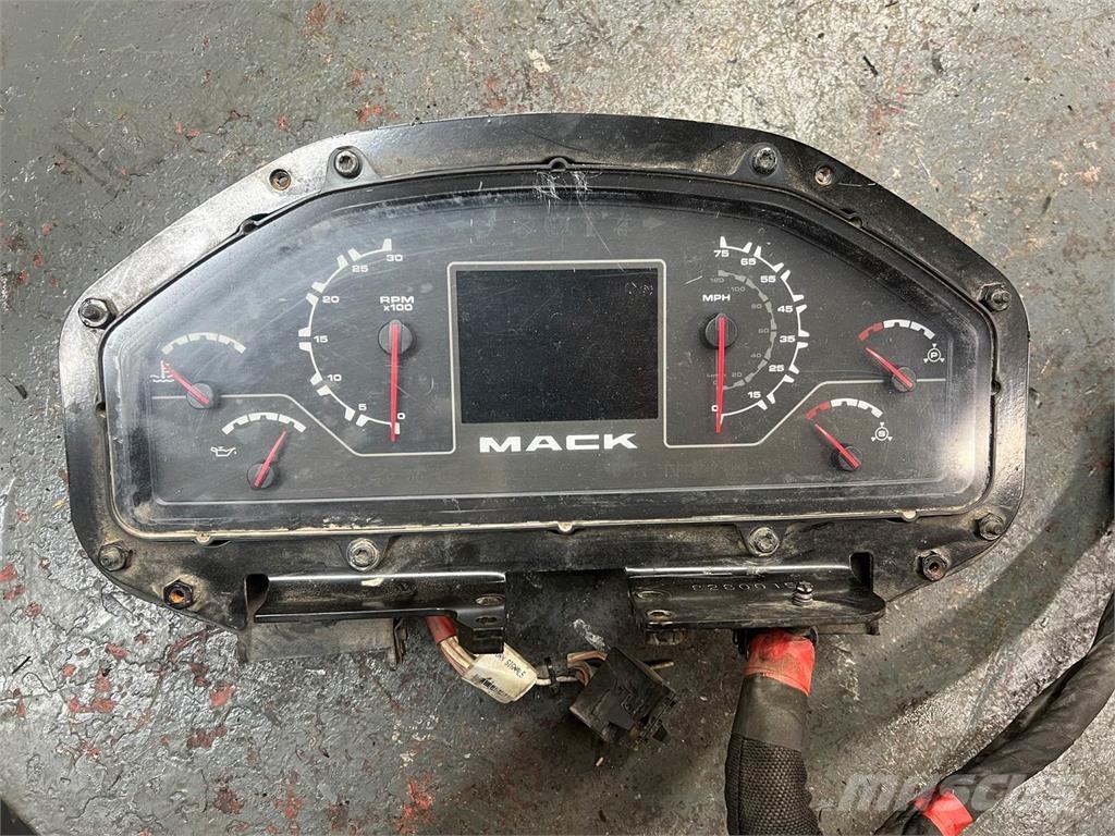 Mack LE612 Transport - Altele
