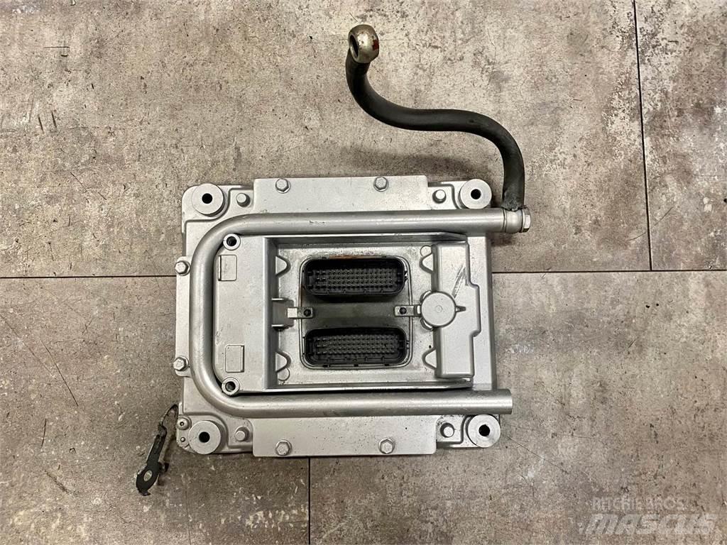 Mack MP7 Electronice