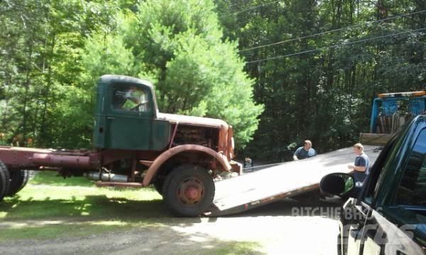 Mack NM Autotractoare