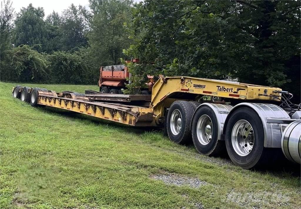 Mack Titan Autotractoare
