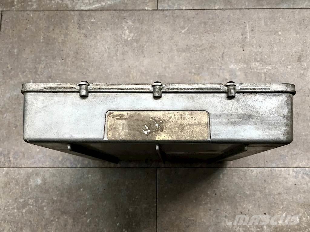 Mack V-Mac Electronice