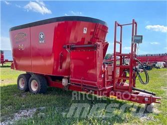 Meyer F700 Mixere furaje