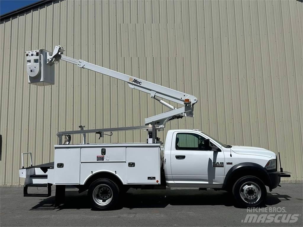 RAM 4500 Platforme aeriene montate pe camion