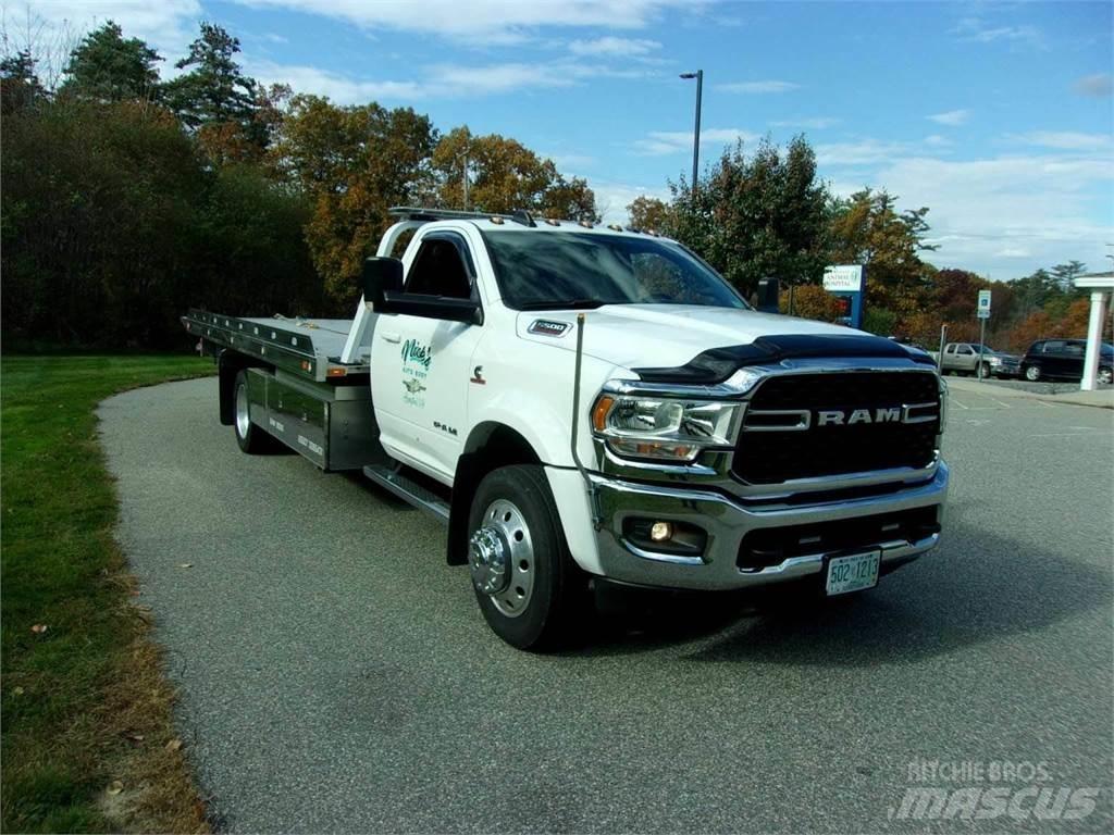 RAM 5500 Camion cu carlig de ridicare