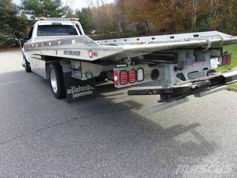 RAM 5500 Camion cu carlig de ridicare
