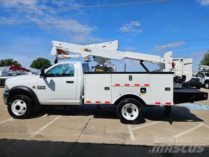 RAM 5500 Platforme aeriene montate pe camion