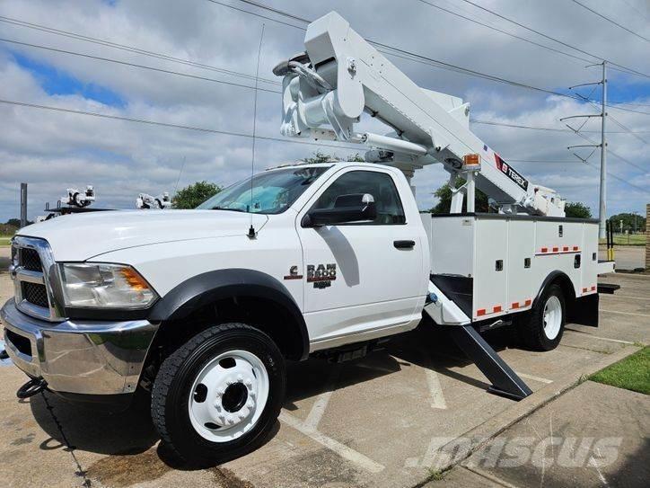 RAM 5500 Platforme aeriene montate pe camion