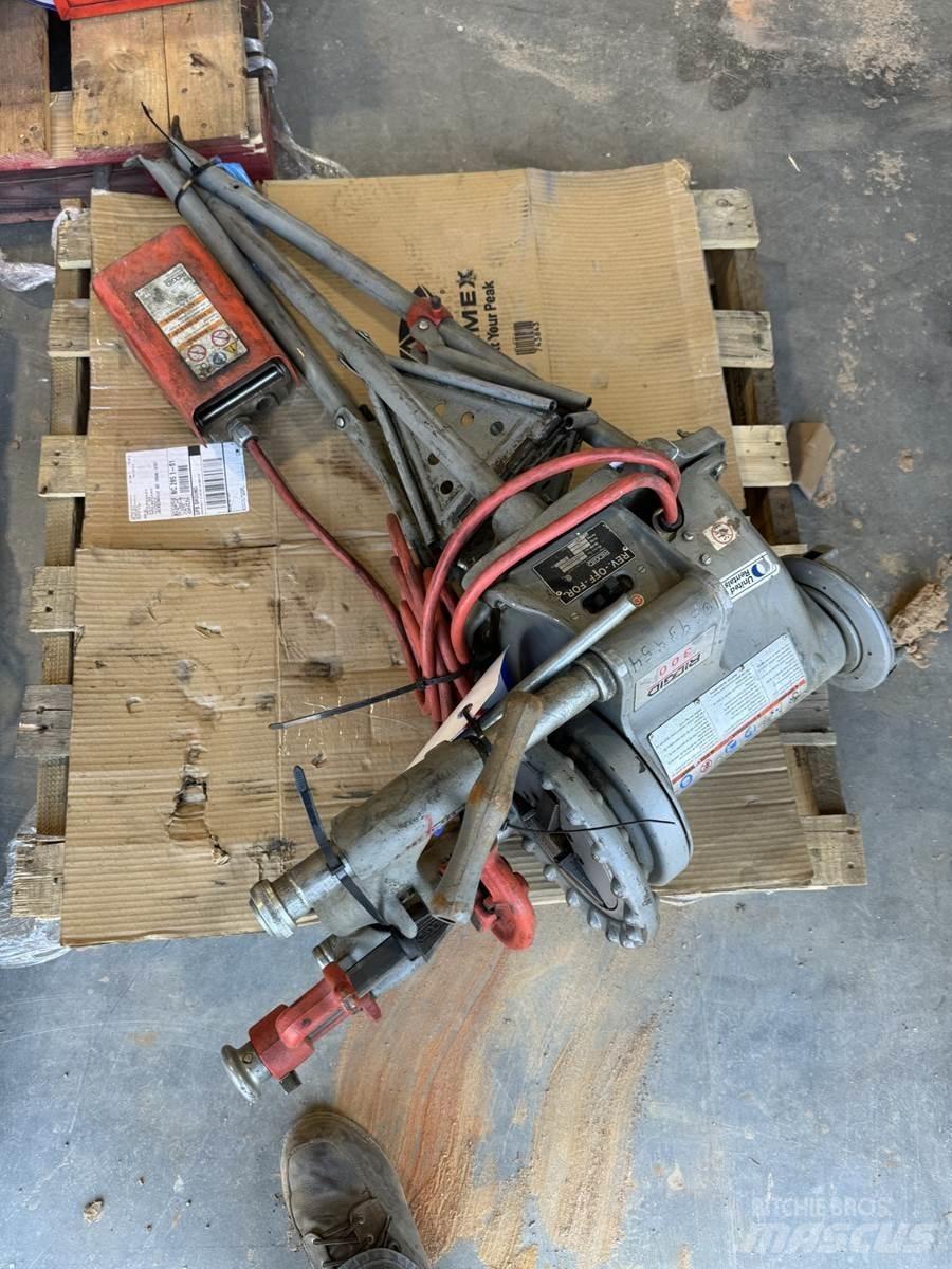  Ridgid 300 Masini de indoire a tevilor