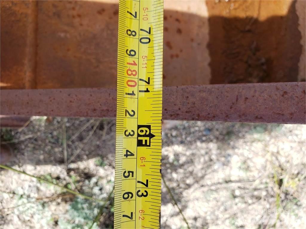 SEC 72 Pistoane