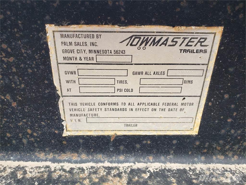TOWMASTER  Remorci transport vehicule