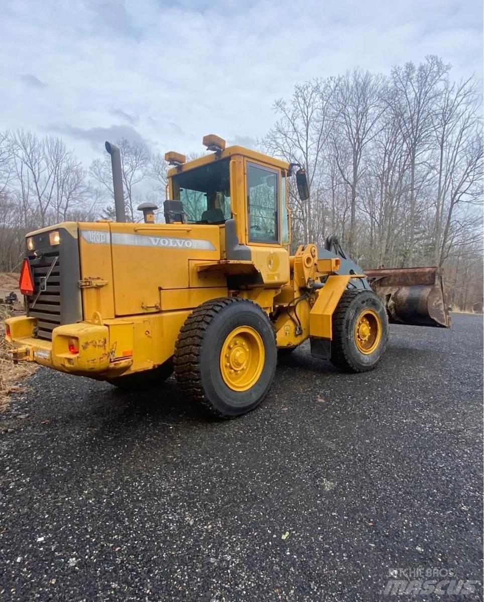 Volvo L70D Incarcator pe pneuri