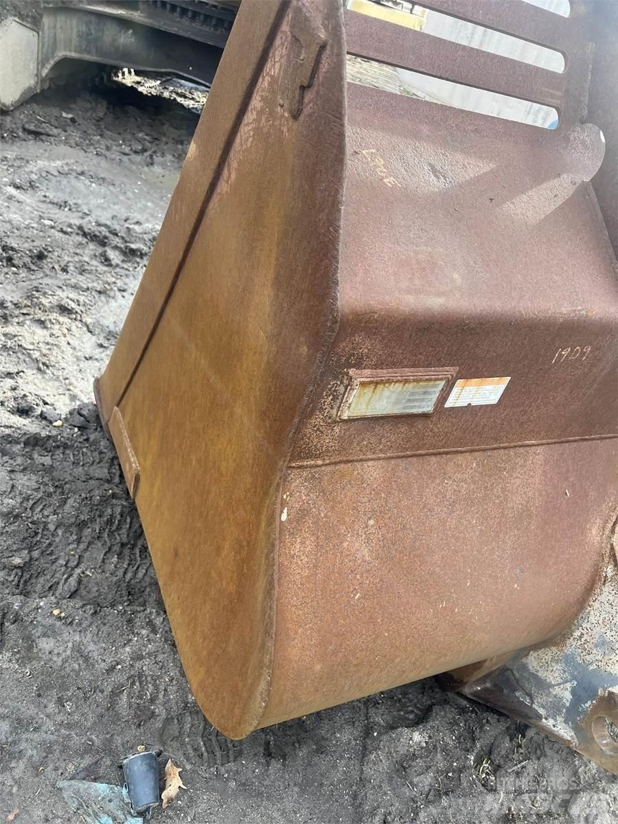 Volvo L70E Pistoane