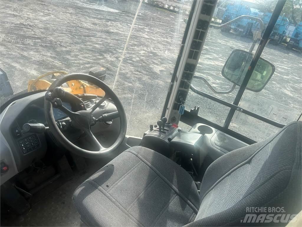 Volvo L70G Incarcator pe pneuri