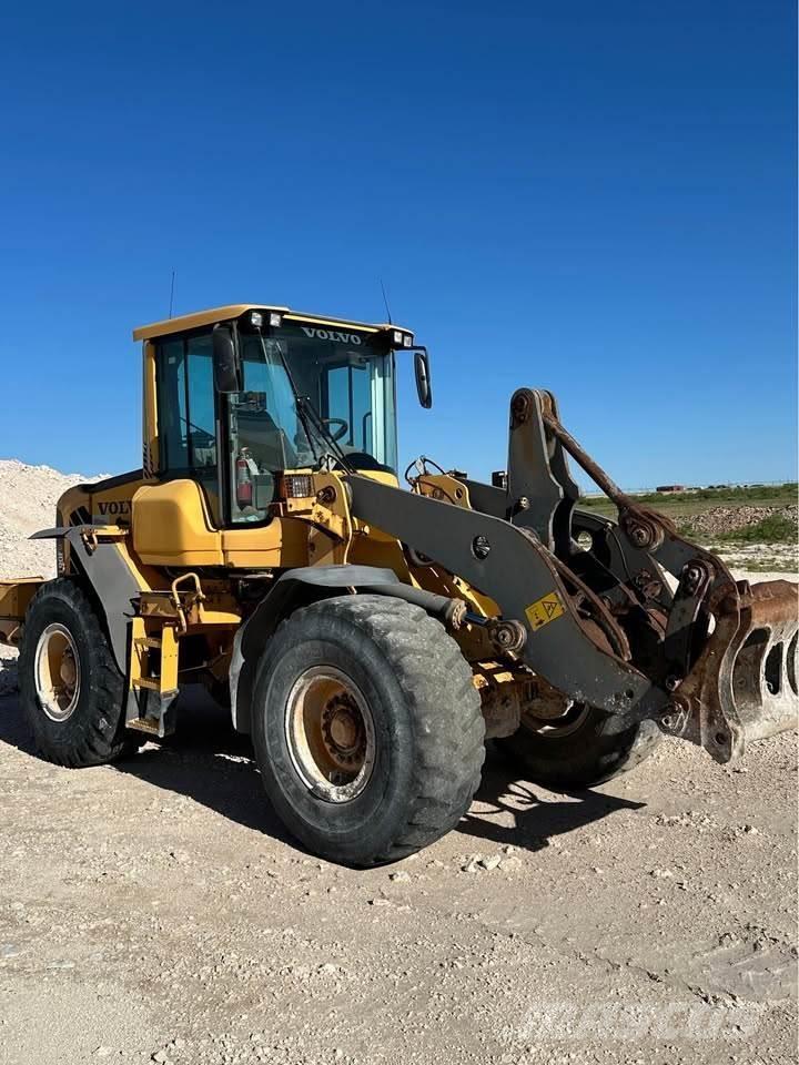 Volvo L90F Incarcator pe pneuri