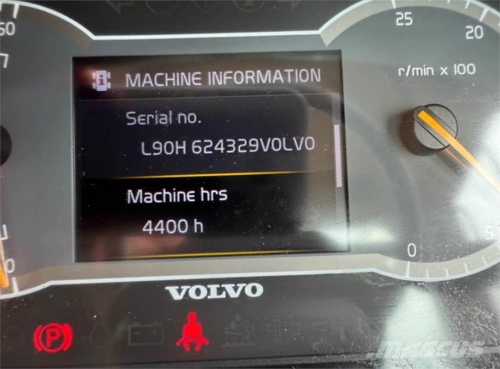 Volvo L90H Incarcator pe pneuri
