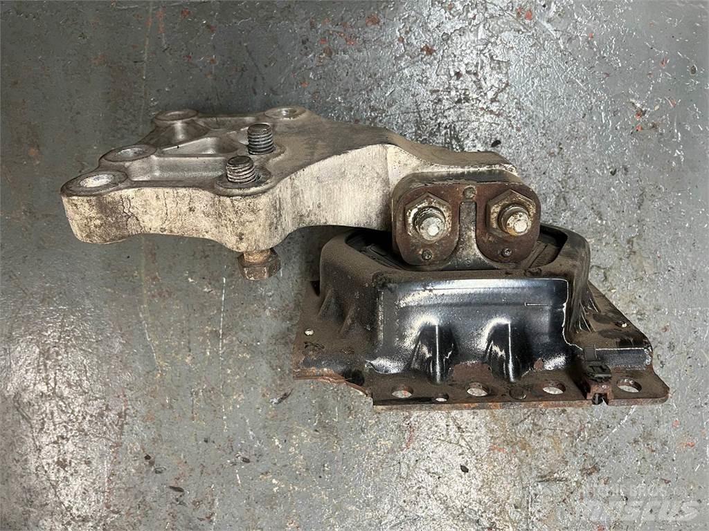 Volvo Mack Motoare