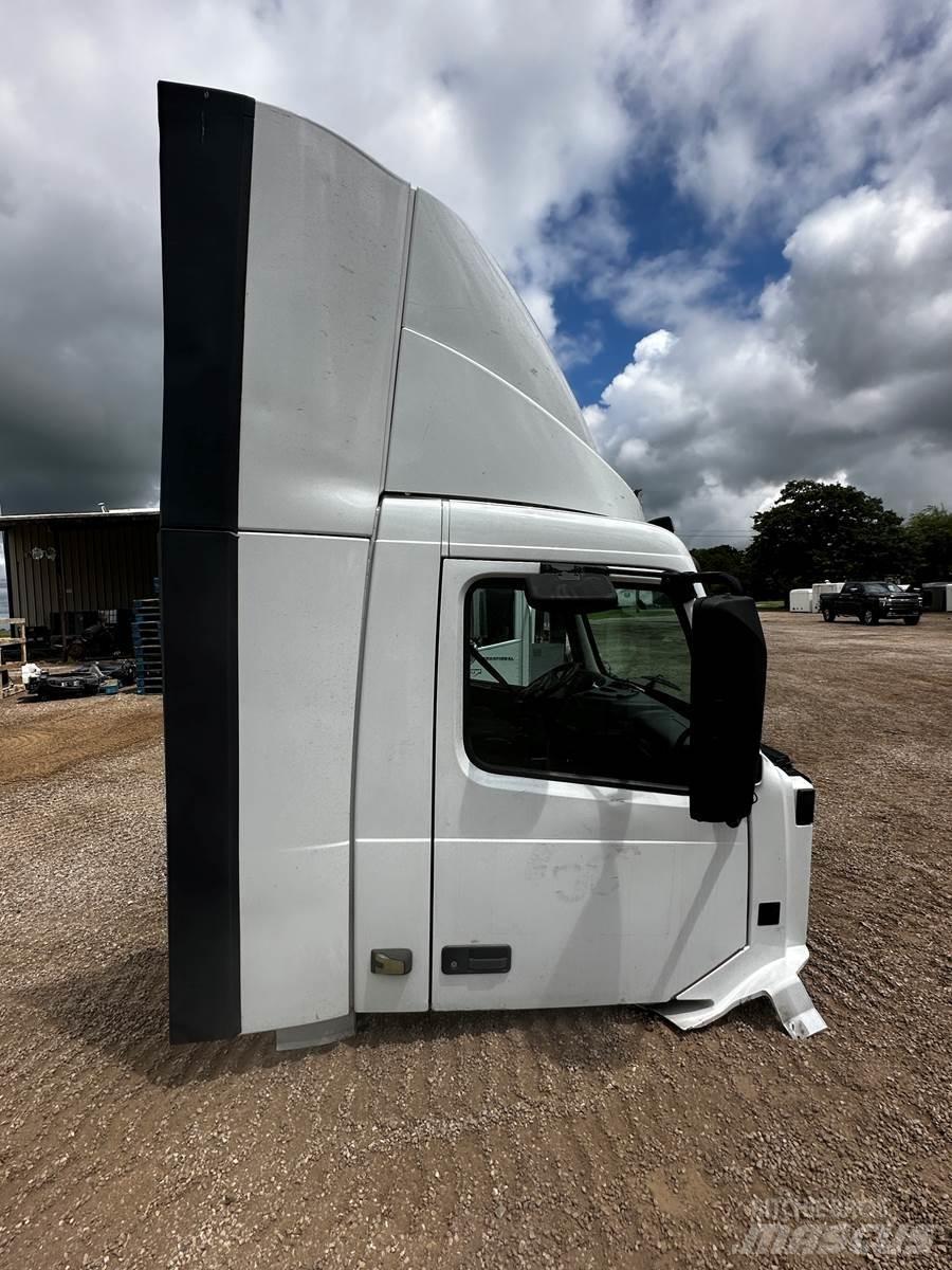 Volvo VNL Transport - Altele