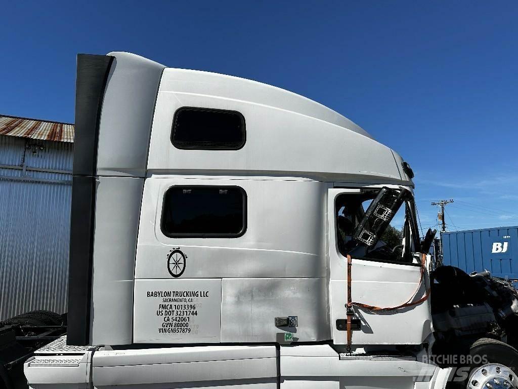 Volvo VNL Transport - Altele