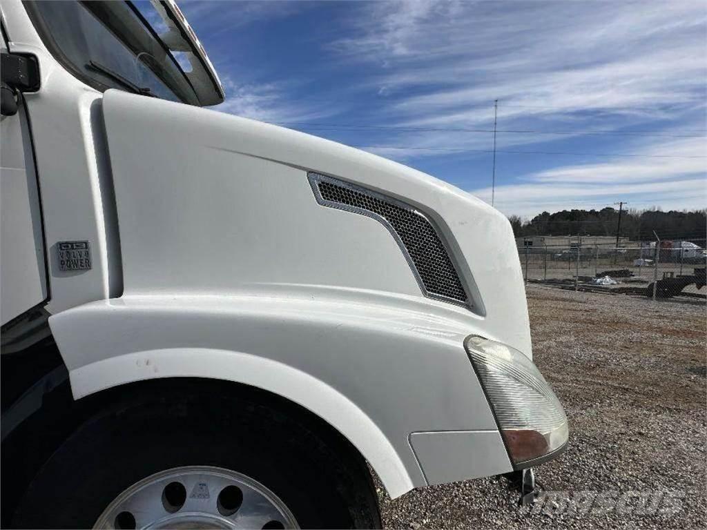 Volvo VNL Transport - Altele