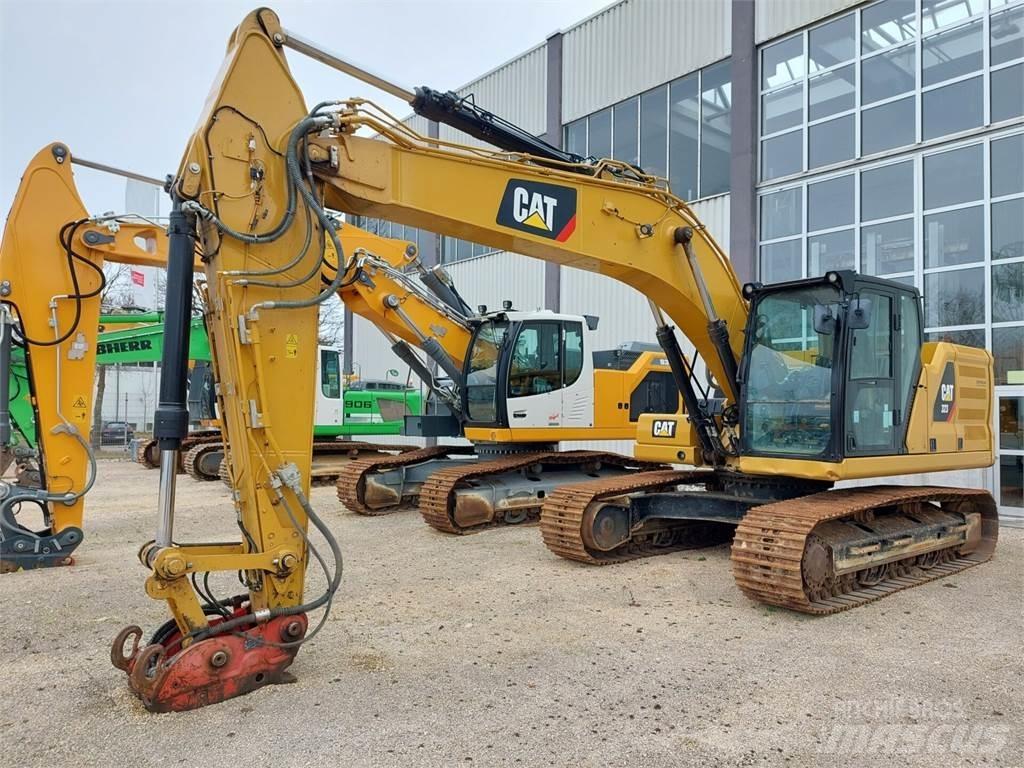CAT 323 Excavatoare pe șenile
