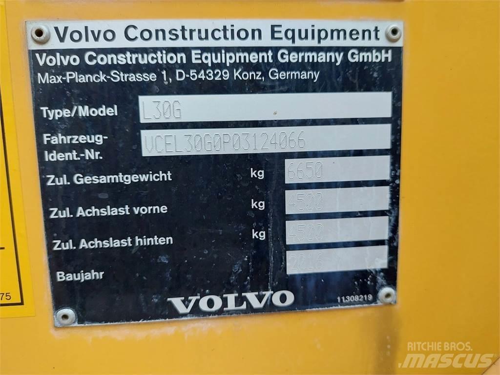 Volvo L30G Incarcator pe pneuri