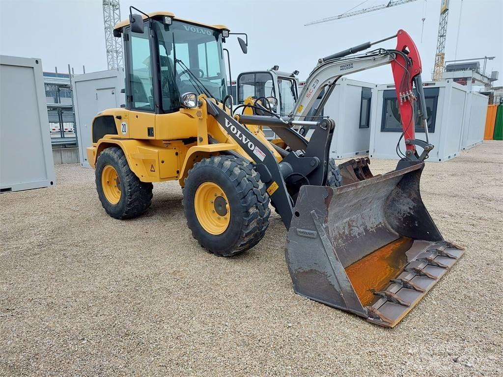 Volvo L30G Incarcator pe pneuri