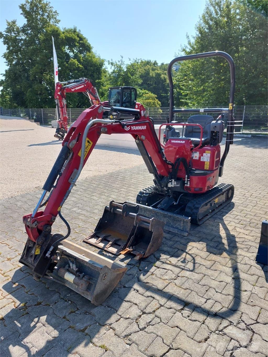 Yanmar Vio 12 Excavatoare pe șenile
